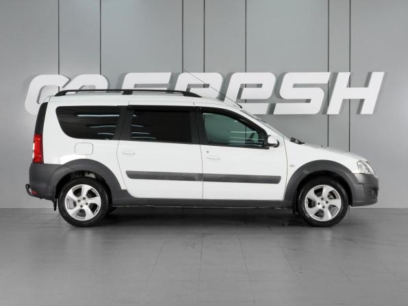 Lada (ВАЗ) Largus I с пробегом 2018 года, цена 959 000 рублей, 105533 км, универсал, Автокод Объявления