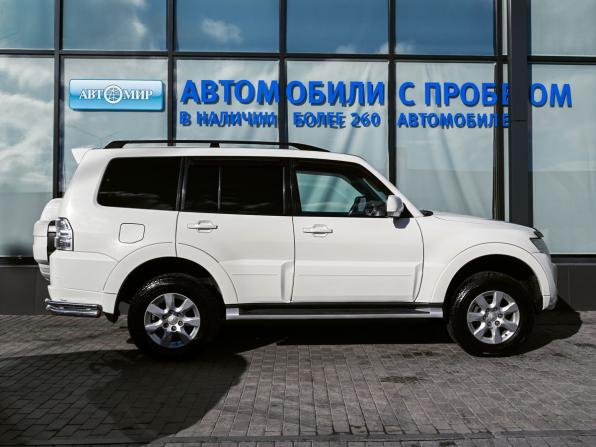 Mitsubishi Pajero IV Рестайлинг 1 с пробегом 2014 года, цена 2 125 000 рублей, 267925 км, внедорожник, Автокод Объявления