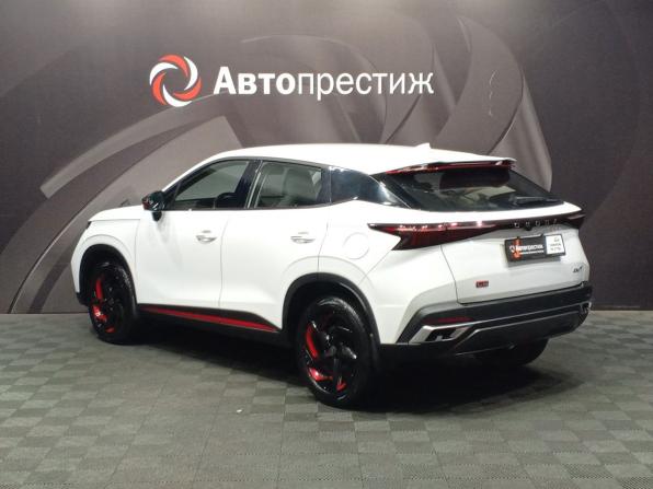 Omoda C5 I с пробегом 2023 года, цена 1 699 000 рублей, 34483 км, внедорожник, Автокод Объявления