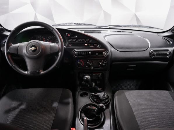 Chevrolet Niva I Рестайлинг с пробегом 2013 года, цена 550 000 рублей, 108000 км, внедорожник, Автокод Объявления