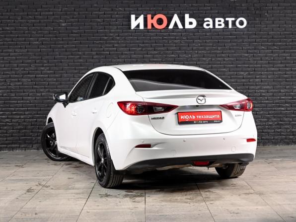 Mazda 3 III (BM) с пробегом 2014 года, цена 1 200 000 рублей, 225337 км, седан, Автокод Объявления
