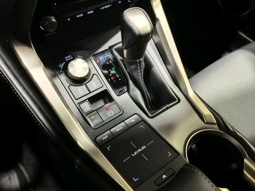 Lexus NX I Рестайлинг Пермь  - изображение 18