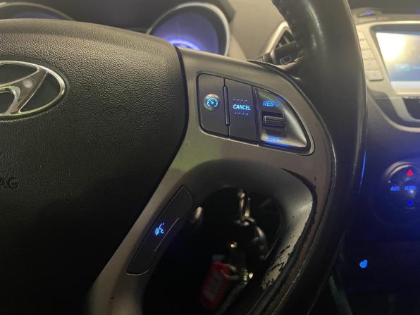 Hyundai ix35 I с пробегом 2013 года, цена 869 000 рублей, 207101 км, внедорожник, Автокод Объявления