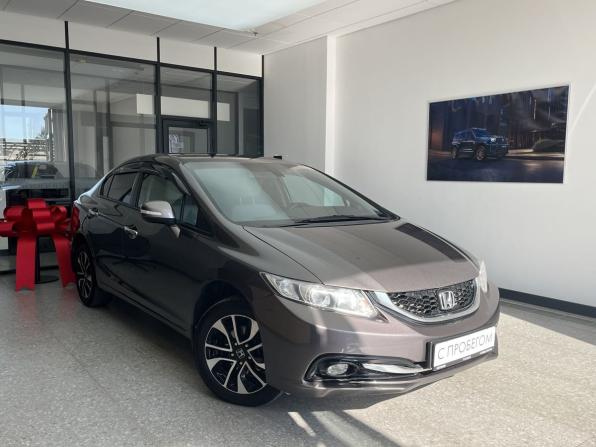 Honda Civic IX Рестайлинг с пробегом 2013 года, цена 1 250 000 рублей, 209000 км, седан, Автокод Объявления