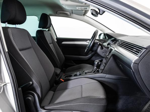 Volkswagen Passat B8 с пробегом 2016 года, цена 1 599 000 рублей, 173105 км, седан, Автокод Объявления