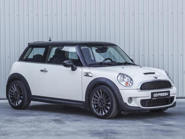 Mini Hatch II (R56) Рестайлинг с пробегом 2010 года, цена 1 160 000 рублей, 165673 км, хэтчбек, Автокод Объявления