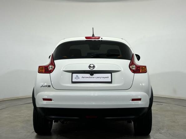 Nissan Juke I с пробегом 2012 года, цена 805 000 рублей, 199679 км, внедорожник, Автокод Объявления