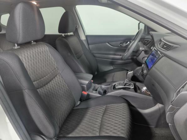 Nissan Rogue II Рестайлинг с пробегом 2017 года, цена 1 549 000 рублей, 234384 км, внедорожник, Автокод Объявления