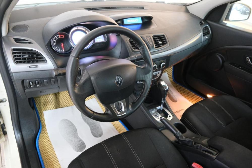 Renault Fluence I Рестайлинг Омск  - изображение 9