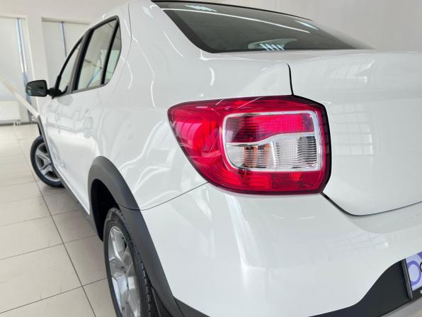 Renault Logan II Рестайлинг с пробегом 2021 года, цена 1 280 000 рублей, 47851 км, седан, Автокод Объявления
