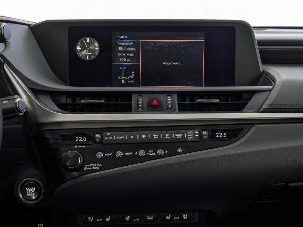 Lexus ES VII с пробегом 2018 года, цена 2 800 000 рублей, 227838 км, седан, Автокод Объявления