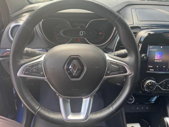 Renault Kaptur I Рестайлинг с пробегом 2021 года, цена 1 821 000 рублей, 72256 км, внедорожник, Автокод Объявления