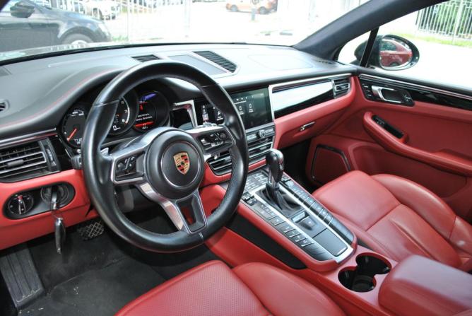 Porsche Macan I Рестайлинг с пробегом 2019 года, цена 7 050 000 рублей, 77122 км, внедорожник, Автокод Объявления