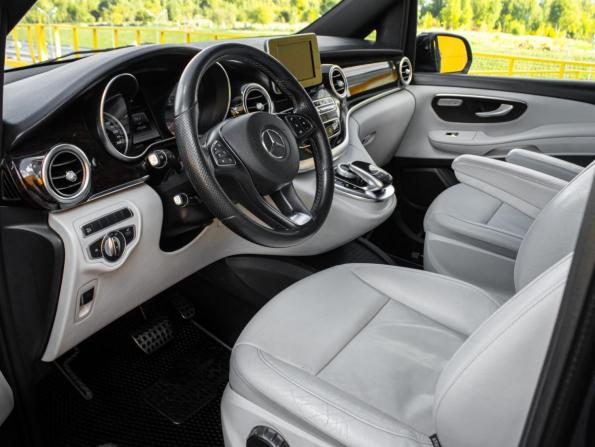 Mercedes-Benz V-Класс III (W447) с пробегом 2019 года, цена 4 200 000 рублей, 172000 км, минивэн, Автокод Объявления