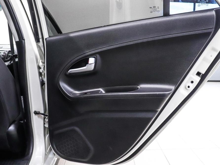 Kia Picanto II Красноярск  - изображение 24