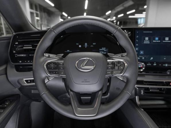 Lexus RX V с пробегом 2026 года, цена 7 950 000 рублей, 122 км, внедорожник, Автокод Объявления