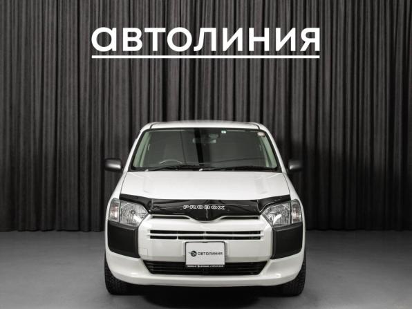 Toyota Probox I Рестайлинг с пробегом 2018 года, цена 969 000 рублей, 123000 км, универсал, Автокод Объявления