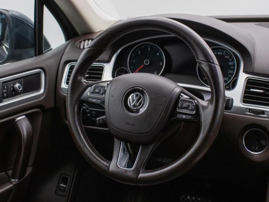 Volkswagen Touareg II Рестайлинг Москва  - изображение 16