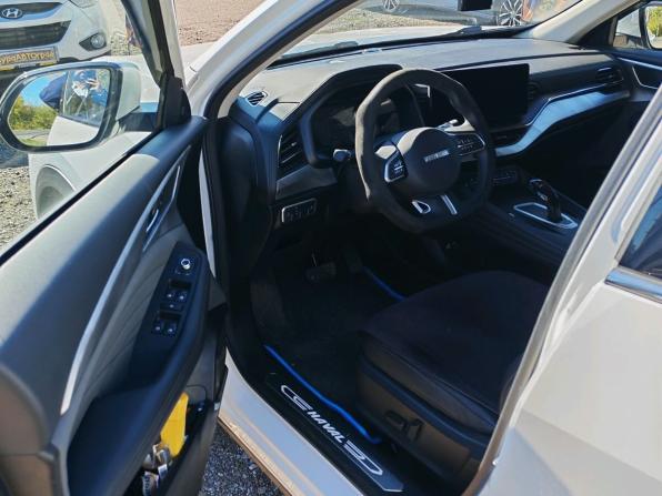 Haval F7x I Рестайлинг с пробегом 2023 года, цена 2 350 000 рублей, 31730 км, внедорожник, Автокод Объявления