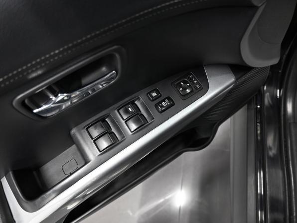 Mitsubishi Outlander II Рестайлинг с пробегом 2011 года, цена 995 000 рублей, 383295 км, внедорожник, Автокод Объявления