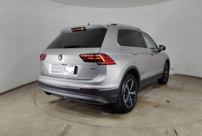 Volkswagen Tiguan II с пробегом 2018 года, цена 2 680 000 рублей, 111111 км, внедорожник, Автокод Объявления