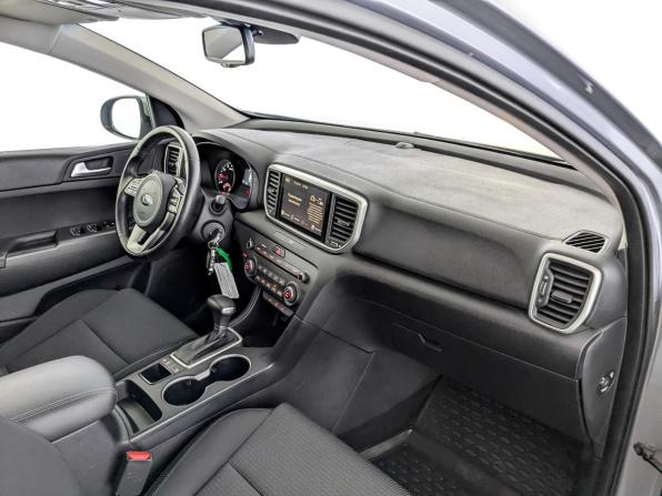Kia Sportage IV Рестайлинг с пробегом 2022 года, цена 2 800 000 рублей, 43241 км, внедорожник, Автокод Объявления