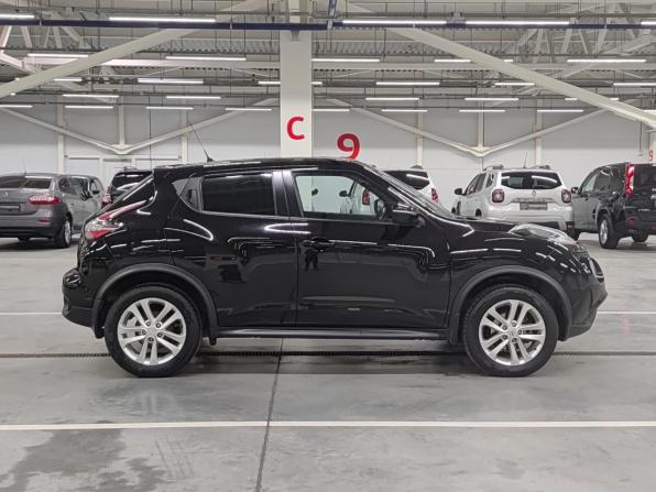 Nissan Juke I Рестайлинг с пробегом 2017 года, цена 1 375 000 рублей, 110340 км, внедорожник, Автокод Объявления