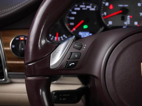 Porsche Panamera I Рестайлинг с пробегом 2013 года, цена 2 749 046 рублей, 192232 км, лифтбек, Автокод Объявления