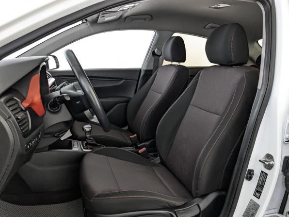 Kia Rio IV Рестайлинг с пробегом 2020 года, цена 1 490 000 рублей, 102207 км, седан, Автокод Объявления