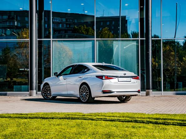 Lexus ES VII с пробегом 2021 года, цена 3 450 000 рублей, 263663 км, седан, Автокод Объявления