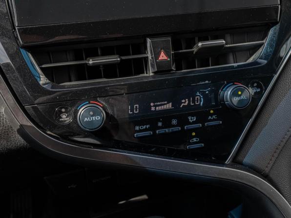 Toyota Camry VIII (XV70) Рестайлинг с пробегом 2022 года, цена 3 260 000 рублей, 66089 км, седан, Автокод Объявления