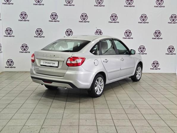 Lada (ВАЗ) Granta I Рестайлинг с пробегом 2022 года, цена 697 000 рублей, 30162 км, хэтчбек, Автокод Объявления