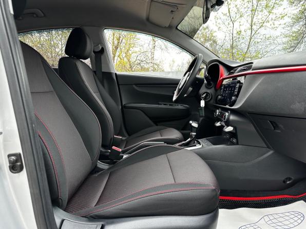 Kia Rio IV Рестайлинг с пробегом 2021 года, цена 1 595 000 рублей, 106500 км, седан, Автокод Объявления