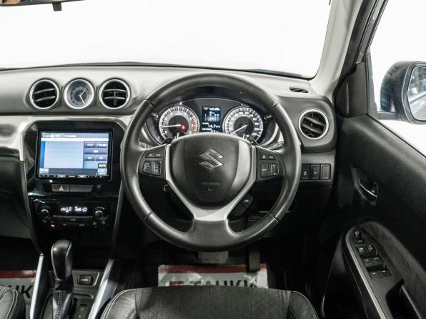Suzuki Escudo IV Рестайлинг с пробегом 2019 года, цена 1 735 000 рублей, 146651 км, внедорожник, Автокод Объявления