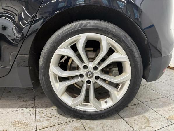 Renault Scenic IV с пробегом 2018 года, цена 1 540 000 рублей, 185000 км, минивэн, Автокод Объявления