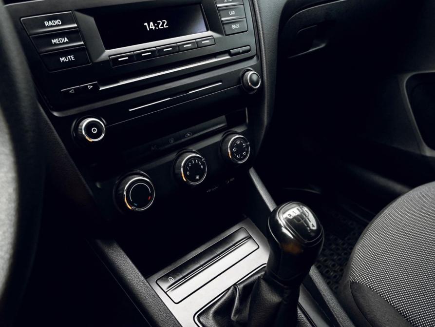 Skoda Octavia III (A7) Екатеринбург  - изображение 9