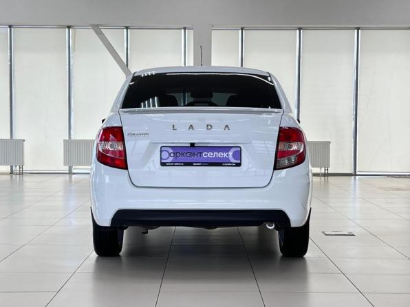 Lada (ВАЗ) Granta I Рестайлинг с пробегом 2022 года, цена 840 000 рублей, 18322 км, седан, Автокод Объявления