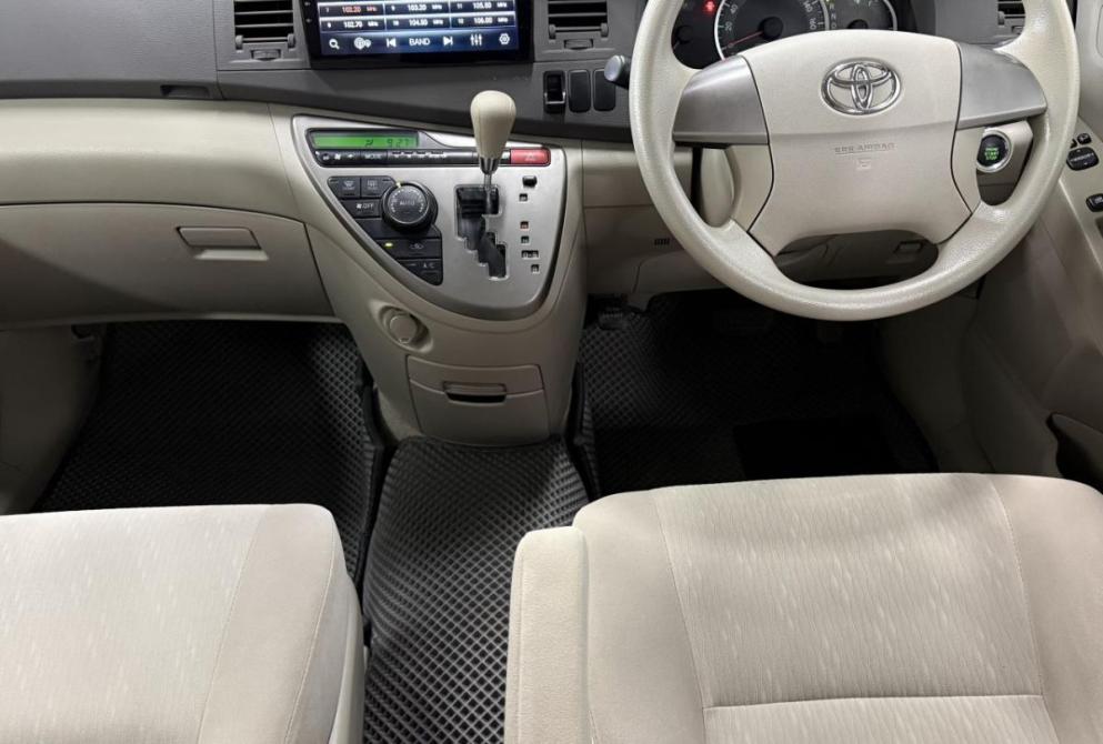 Toyota ISis I Рестайлинг Астрахань  - изображение 20