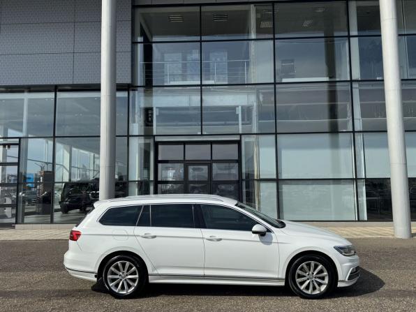 Volkswagen Passat B8 с пробегом 2018 года, цена 1 750 000 рублей, 237000 км, универсал, Автокод Объявления