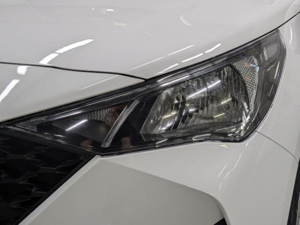 Hyundai Solaris II Рестайлинг с пробегом 2022 года, цена 1 699 000 рублей, 72047 км, седан, Автокод Объявления