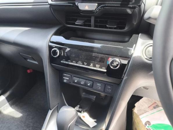 Toyota Yaris Cross I с пробегом 2025 года, цена 2 550 000 рублей, 10 км, внедорожник, Автокод Объявления