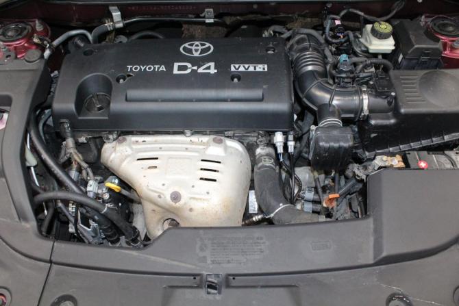 Toyota Avensis II с пробегом 2005 года, цена 719 000 рублей, 318000 км, седан, Автокод Объявления