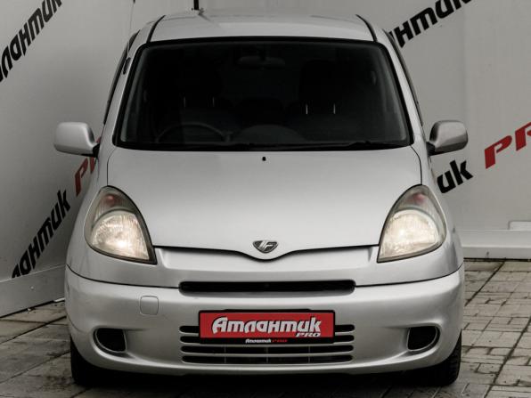 Toyota FunCargo с пробегом 2002 года, цена 420 000 рублей, 216994 км, минивэн, Автокод Объявления