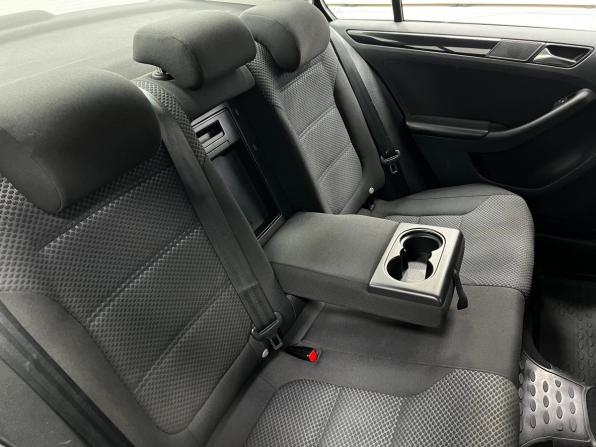 Volkswagen Jetta VI Рестайлинг с пробегом 2016 года, цена 1 250 000 рублей, 182000 км, седан, Автокод Объявления