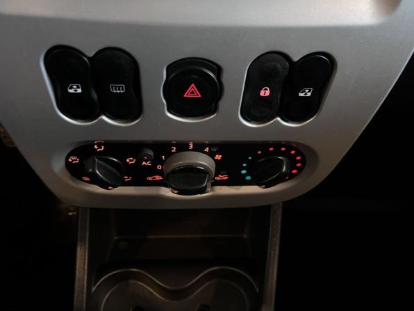 Renault Sandero I с пробегом 2011 года, цена 435 000 рублей, 209045 км, хэтчбек, Автокод Объявления