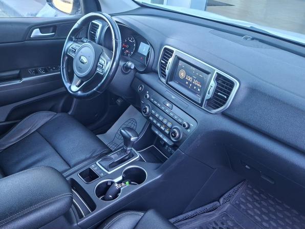 Kia Sportage IV Рестайлинг с пробегом 2018 года, цена 1 649 000 рублей, 196300 км, внедорожник, Автокод Объявления