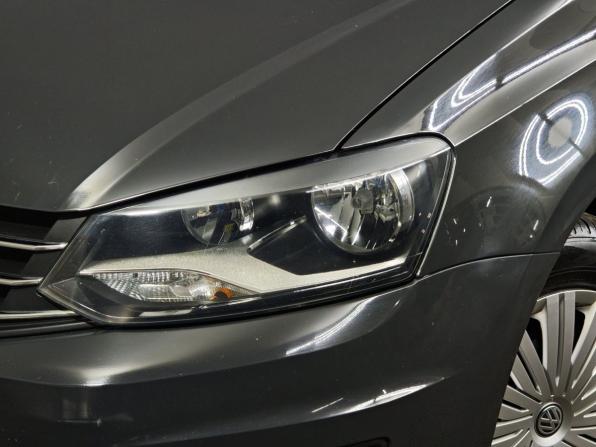 Volkswagen Polo V Рестайлинг с пробегом 2017 года, цена 959 000 рублей, 164375 км, седан, Автокод Объявления