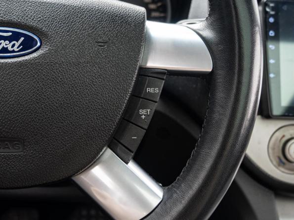 Ford Kuga I с пробегом 2011 года, цена 999 000 рублей, 222503 км, внедорожник, Автокод Объявления