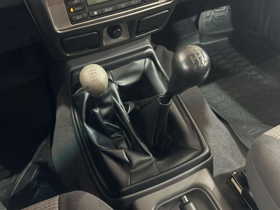 Nissan NP300 Москва  - изображение 15