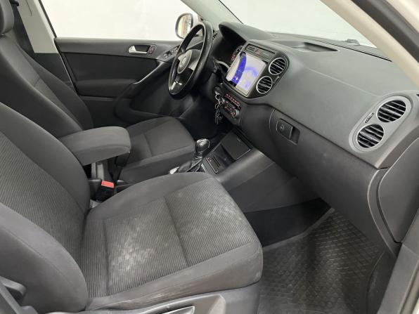 Volkswagen Tiguan I Рестайлинг с пробегом 2012 года, цена 999 000 рублей, 155865 км, внедорожник, Автокод Объявления